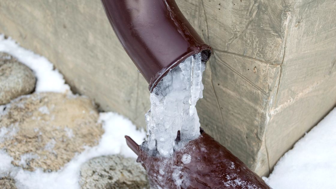 7 Ways to Prevent Frozen Pipes This Winter